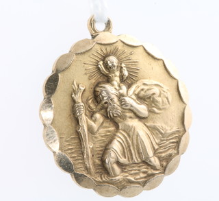 A 9ct yellow gold St Christopher pendant, 6 grams