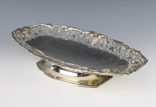 A silver rounded rectangular dish with vinous border, Sheffield 1968, 12 1/2", 615 grams