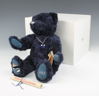 A Hermann 12329 commemorative Titanic bear with musical movement "My Heart Will Go on" , complete with certificate 36cm 