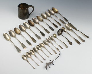 Nine Victorian silver teaspoons London 1853/54, minor flatware, etc 640 grams 