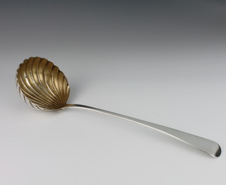 A George III silver ladle with shell bowl, London 1812, 156 grams 