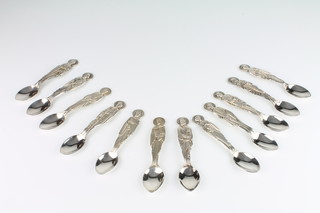 A set of 12 silver apostle spoons London 1976, 404 grams 