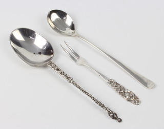 A Dutch silver apostle spoon with turned handle 23cm, spoon and fork 104 grams 