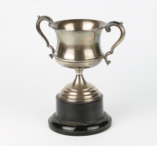 A silver 2 handled trophy with S scroll handles and presentation inscription Sheffield 1948, gross weight 320 grams 