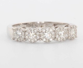 An 18ct white gold illusion set 5 stone diamond ring approx. 0.4ct 