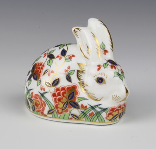 A Royal Crown Derby Imari pattern paperweight - Meadow Rabbit with gold stopper 9cm 
