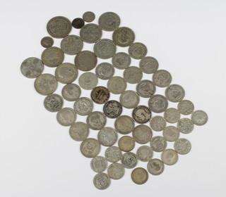 A quantity of pre-1947 silver coinage, 312 grams