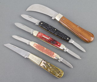 Five late 20th Century Sheffield comprising a pruning knife stamped A Wright & Son, 3 twin bladed pocket knifes stamped Eye Witness, Rogers and A Wright & Son and an IXL Wostenholm single blade knife, all unused 