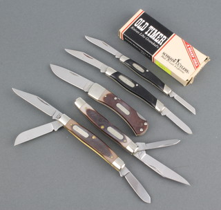 Three Schrade "Old Timer" knives, model numbers 340T/3blade, 330T/2blade and 30%/1blade together with 2 Buck knives model numbers 309 and 305, each knife have 2 blades and all are unused 