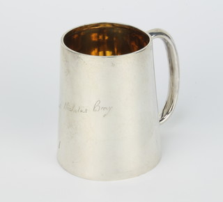 A silver tapered mug with inscription, London, 166 grams, 9cm 