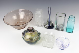 A Mdina glass vase by Michael Harris 14cm, 6 other vases and a bowl  