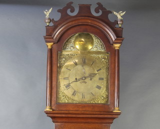 J Wenham of Durham, an 18th Century 8 day striking longcase clock, the 31cm arched dial with subsidiary second hand, calendar aperture, gilt shuttering and spandrels contained in an oak case 225cm h, complete with pendulum and weights 