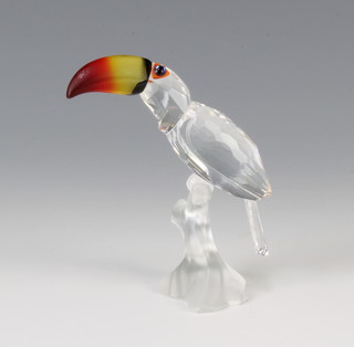 A Swarovski Crystal Toucan with coloured beak by Michael Stamey 234311/76210000006 1999 8cm boxed