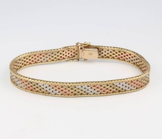 A 9ct yellow gold 3 colour bracelet 18.5cm, 15.6 grams 