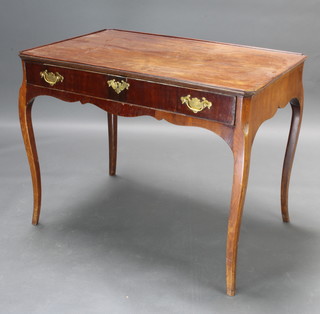 A Georgian oak and mahogany side table fitted 1 long drawer with brass swan neck drop handles, raised on cabriole supports 73cm h x 94cm w x 60cm d   