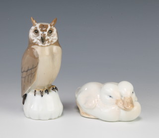 A Royal Copenhagen figure of 2 goslings 9cm and a B & G figure of an owl 11.5cm 