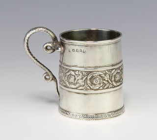 A George III silver mug with repousse floral decoration and serpent handle, London 1812, 146 grams 7.5cm 