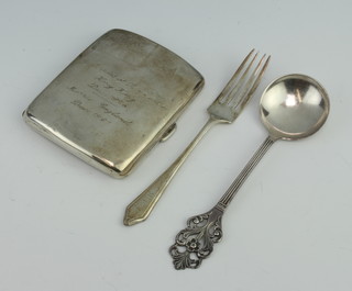 A silver cigarette case with do. spoon and fork, 104 grams