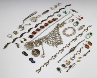 A quantity of Victorian and other silver jewellery 