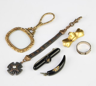 A 19th Century gilt eye glass, a gold brooch mount and minor jewellery 