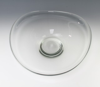 A "Selandia" clear glass free form bowl by Per Lutken for Holmegaard, circa 1960 