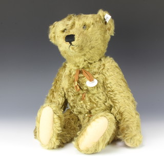 A Steiff limited edition replica bear with hotwater bottle 1907, 50cm, with certificate, boxed 