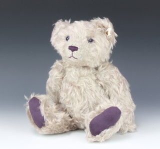 A Steiff British Collectors Bear 1999, with certificate boxed 36cm