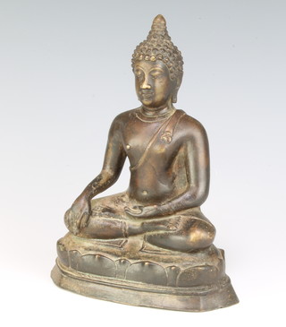 A bronze figure of seated Buddha 20cm x 15cm x 8cm 