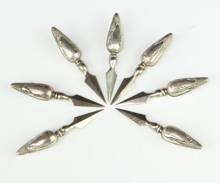 A set of 6 Sterling silver sweetcorn forks with sweetcorn handles 7cm 
