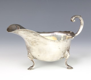 A silver sauce boat with S scroll handle and hoof feet Birmingham 1927, maker J B Chatterley & Sons Ltd 219 grams