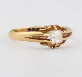 A gentlemans 18ct yellow gold gem set ring size Q