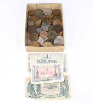Minor world coins and bank notes
