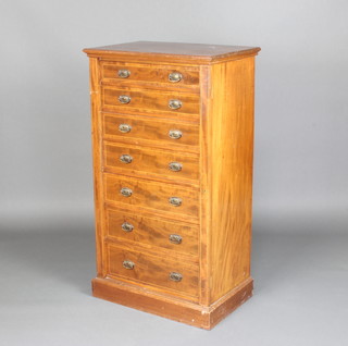 An Edwardian inlaid and crossbanded mahogany Wellington chest of 7 long drawers with brass drop handles 109cm h x 61cm w x 40cm d 
