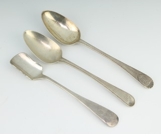 A Georgian style silver stilton scoop Birmingham 1934, 2 Georgian table spoons 187 grams 