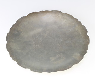 A sterling silver shallow bowl with scalloped rim 28cm, 1000 grams 