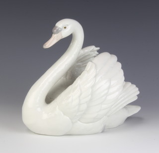 A Lladro figure of a swan 17cm 