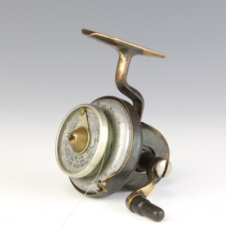 A vintage Illingworth no.3 Treadline fishing reel 