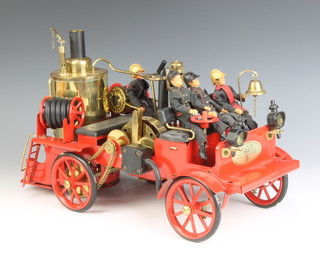 A Wilesco D305 live steam fire engine, complete with instructions 22cm x 44cm x 18cm 