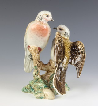 A Beswick group turtle doves 1022 19cm 