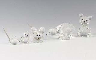 A Swarovski figure of a polar bear 8cm, a ditto of a teddy bear 7cm, a mouse 4cm, kitten 3cm and mouse 1.5cm 