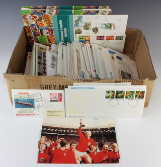 A quantity of GB and other first day covers