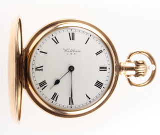 A gentleman's gold plated hunter pocket watch, the dial inscribed Waltham USA 