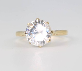 A 9ct white gold paste set single stone ring size L 