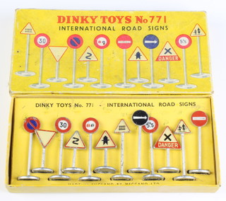 A set of Dinky Toy no.771 International road signs boxed 