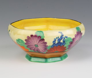 A Clarice Cliff Gay Day Bizarre octagonal bowl decorated with flowers 15cm 