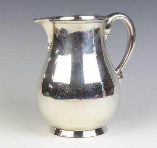 A sterling silver baluster jug 530 grams, maker Birks, 17cm 