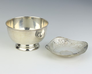 A sterling silver coin set dish 9.5cm and a pedestal bowl 146 grams 