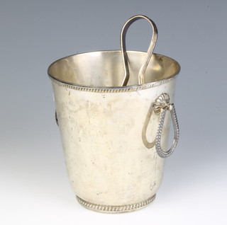 An 800 standard ice bucket with drop ring handles, drainer and tongs 580 grams