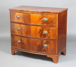 A Victorian mahogany bow front chest of 3 long drawers raised on bracket feet 85cm x 91cm x 49cm 