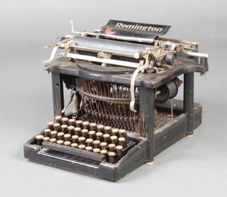 A Remington Standard no.6 manual typewriter
